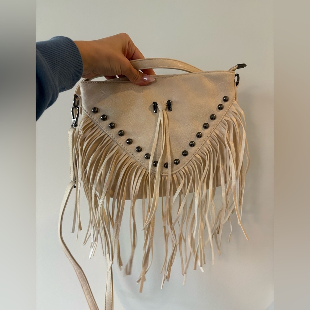 Fringe Y2K cream studded shoulder/ crossbody bag - Picture 2 of 8